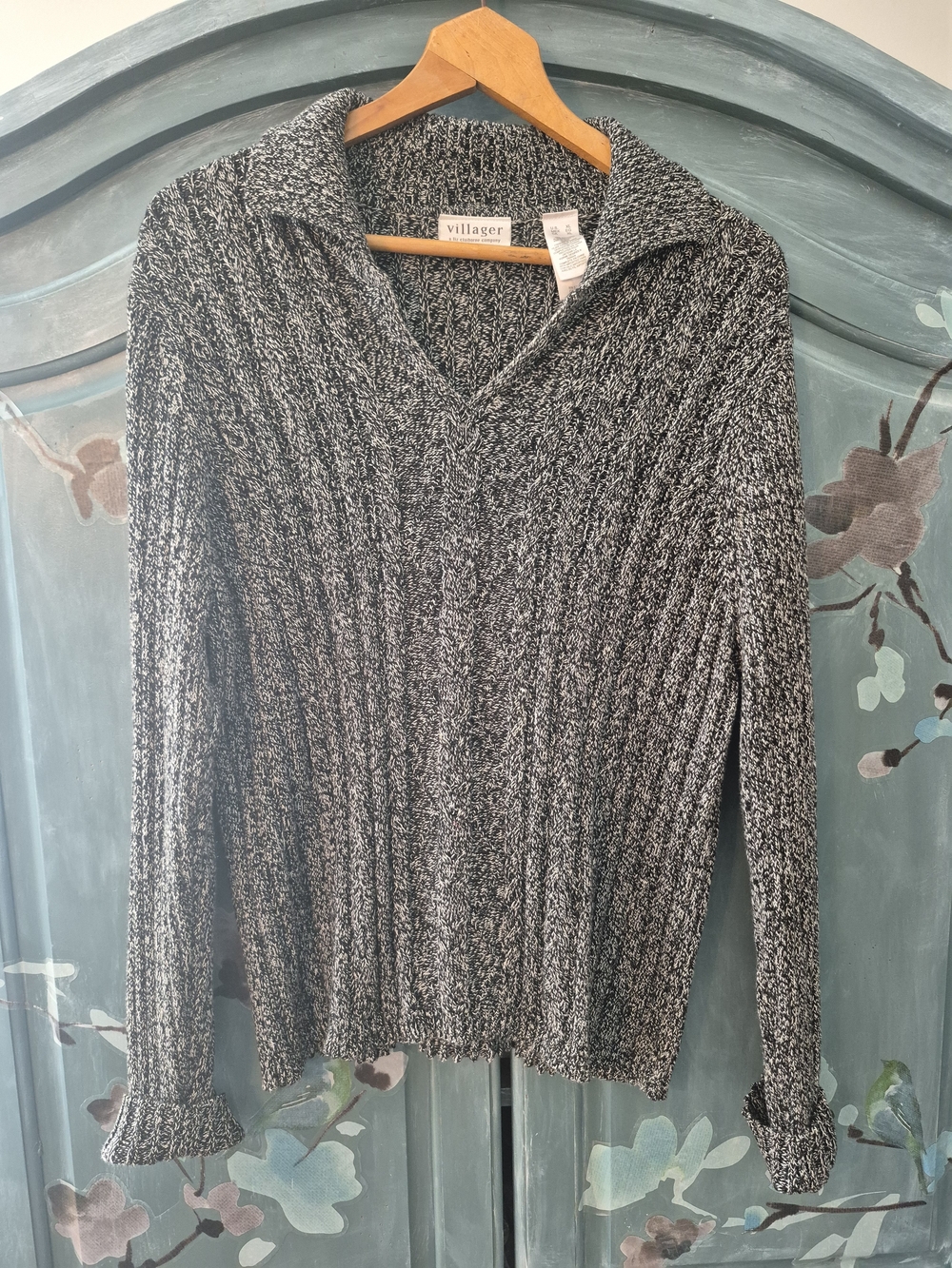 Villager By Liz Claiborne Women's Black & White Marled V-Neck Sweater